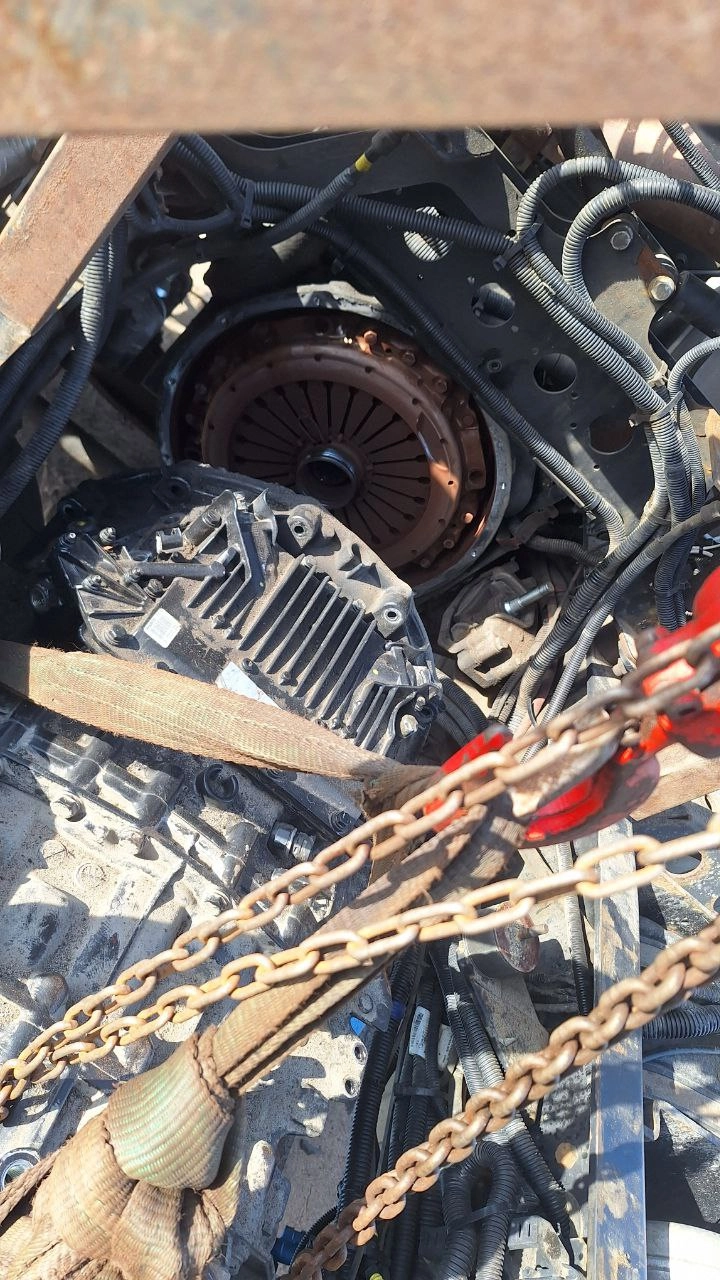 Автомеханик на выезд по грузовикам Автомеханик на выезд по грузовикам в Москве